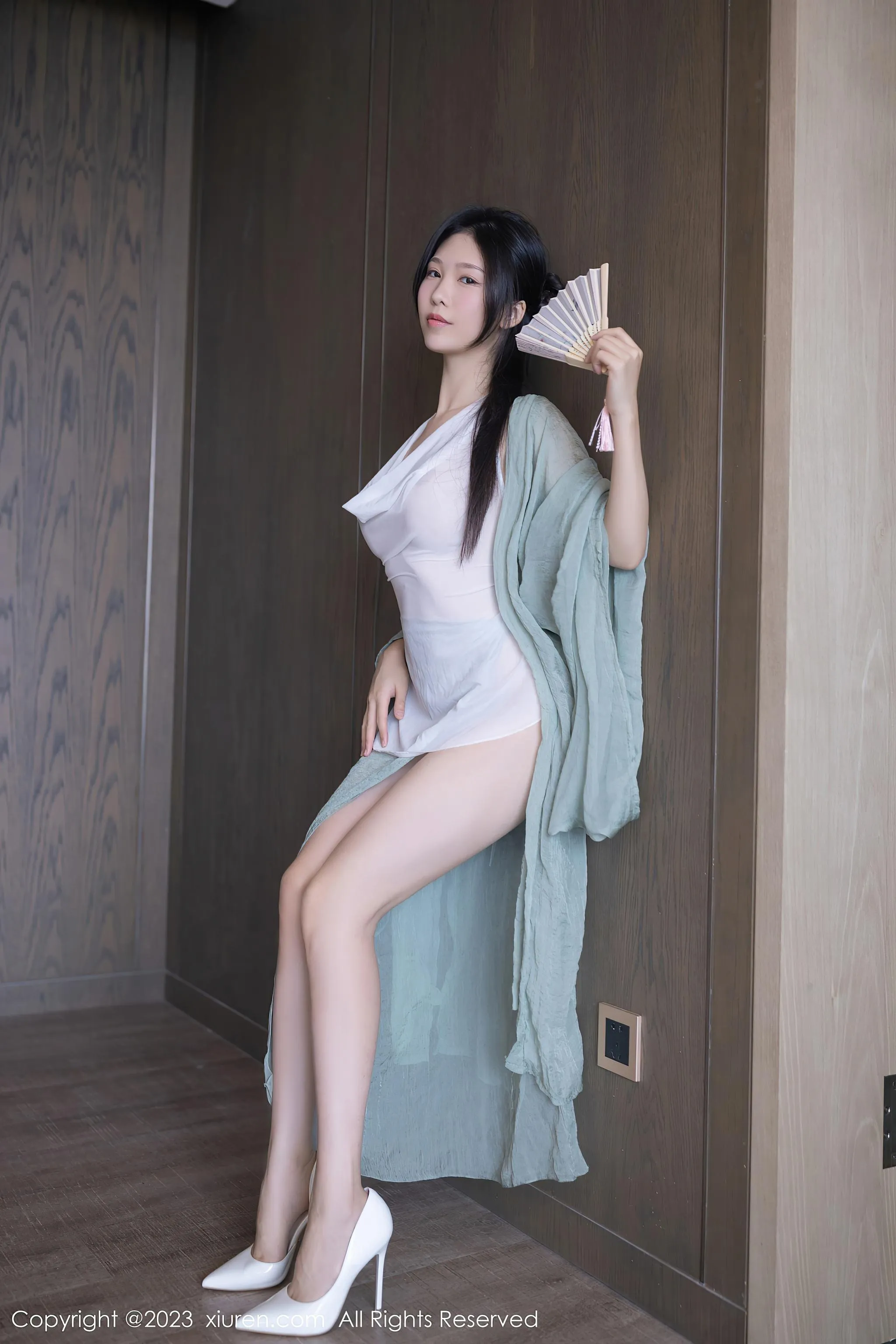 [XIUREN秀人网] 2023.03.15 NO.6420 抖娘利世 [75P]插图4